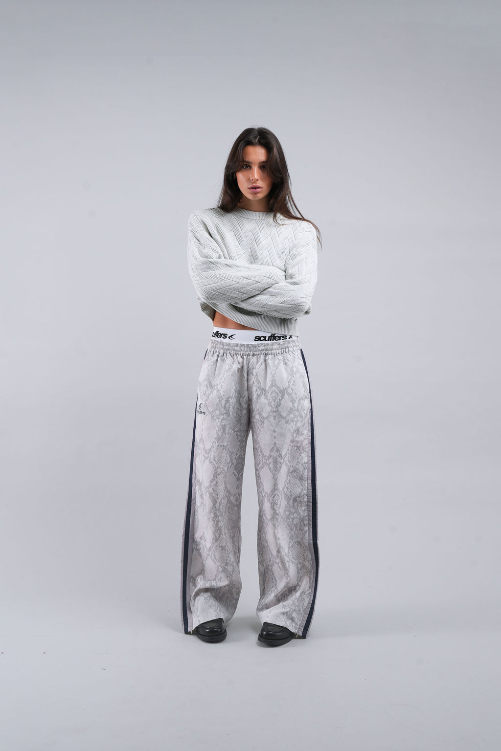 Pants and Sweatpants Scuffers Snake Tech Pants Grises Claro | 95641MLBI
