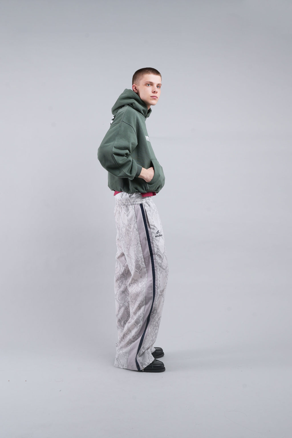 Pants and Sweatpants Scuffers Snake Tech Pants Grises Claro | 95641MLBI