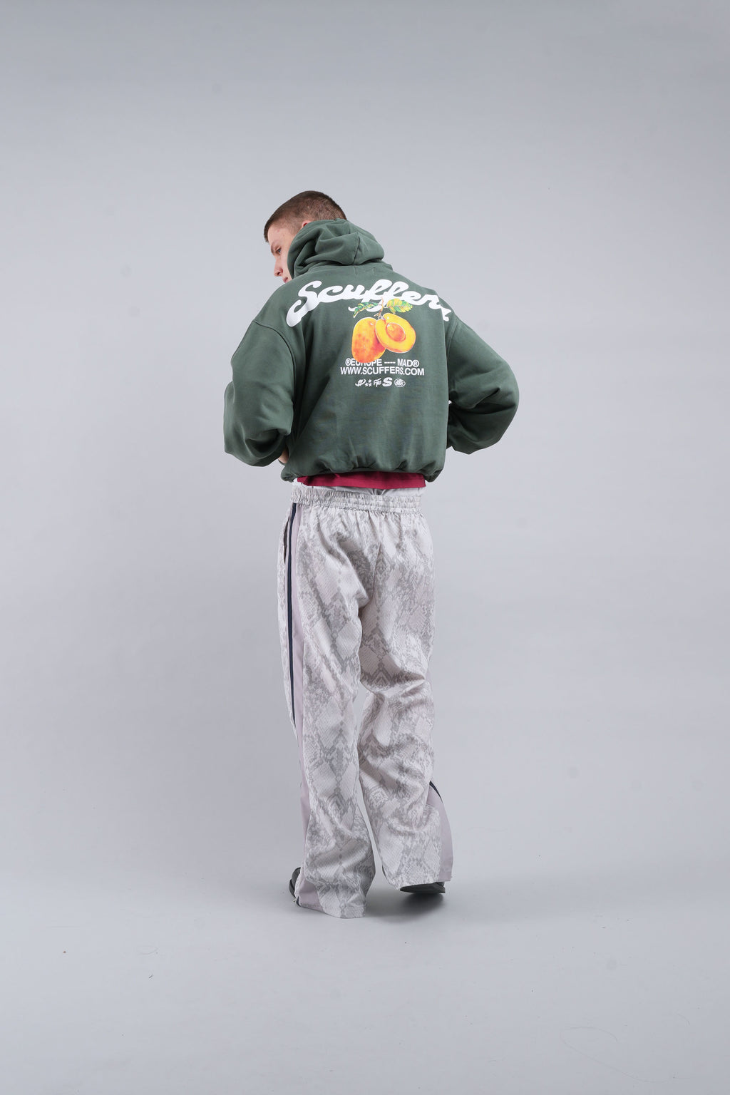 Pants and Sweatpants Scuffers Snake Tech Pants Grises Claro | 95641MLBI