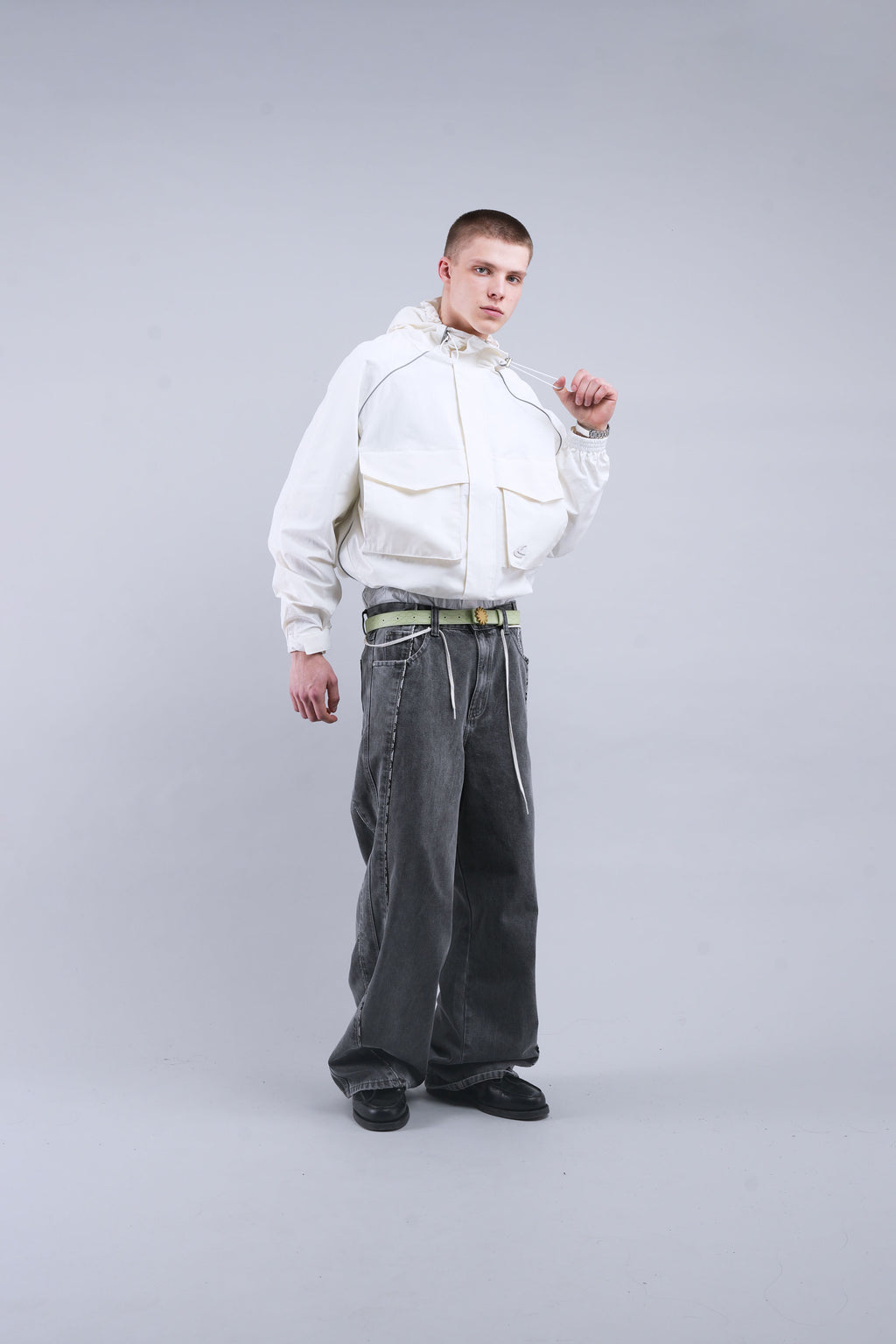Windbreakers Scuffers Essential Windbreaker Blancos | 86015KOSY